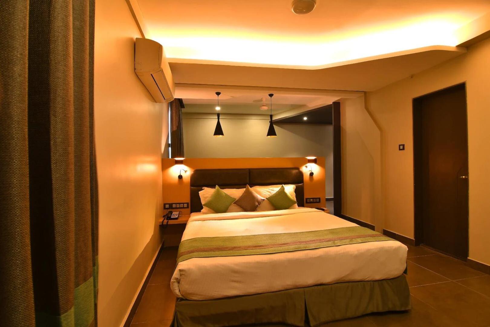 The Cent Hotel Haiderabad Buitenkant foto